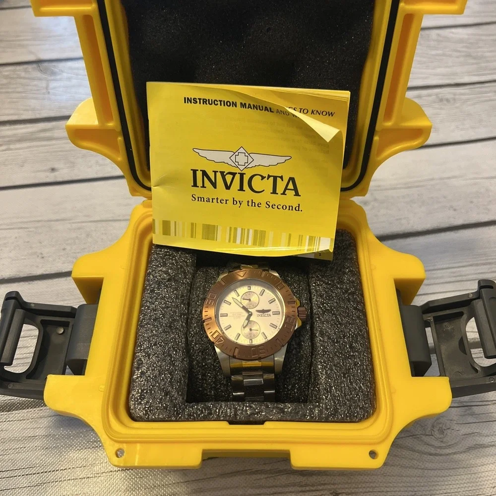 Invicta Pro Diver 15875 Men's Quartz Watch